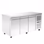 Kühltisch mit Kühlaggregat - 2080x700x880mm - mit 3 Türen - Fassungsvermögen: 529 L – PA 70 208M